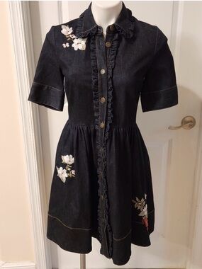 Kate Spade denim dress with flowers Size 8